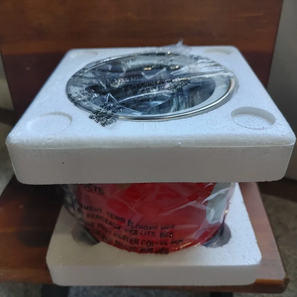 Disney Mickey Mouse Mini Slow Cooker .65 Quart Red Black DCM-065 Select Brands